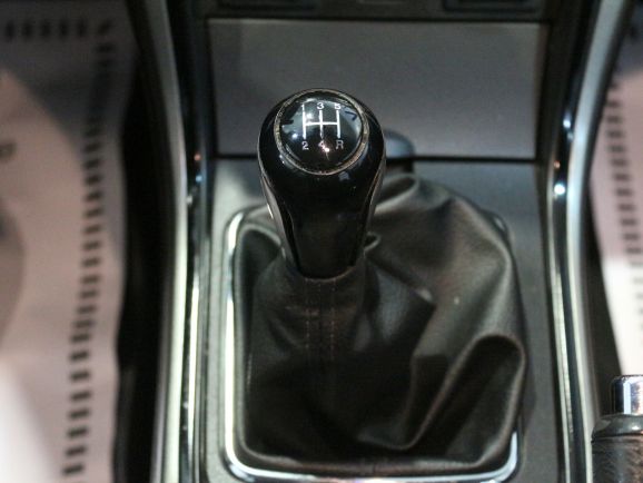 Mazda 6 Touring Plus, 1.8 л, МТ, 2011 фото 2