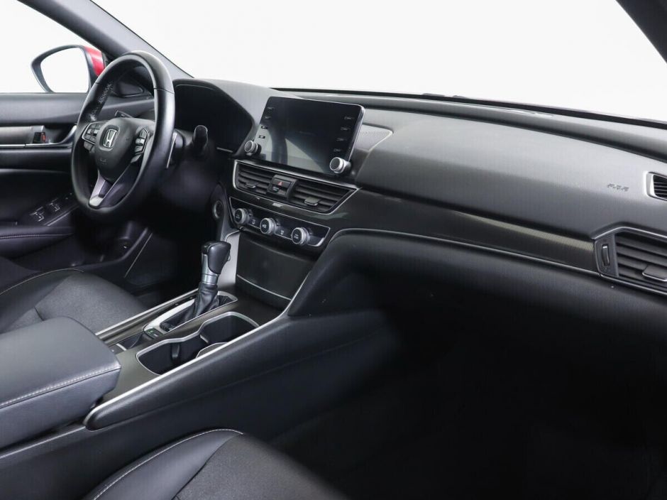 Honda Accord, 1.5 л, Вариатор, 2018 фото 9