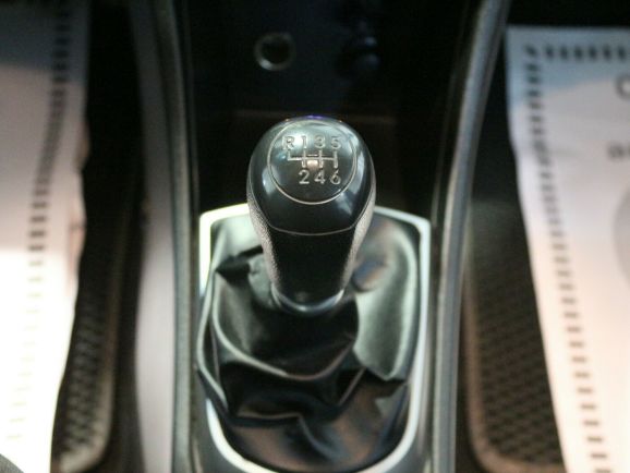 Hyundai Solaris Active, 1.6 л, МТ, 2016 фото 2