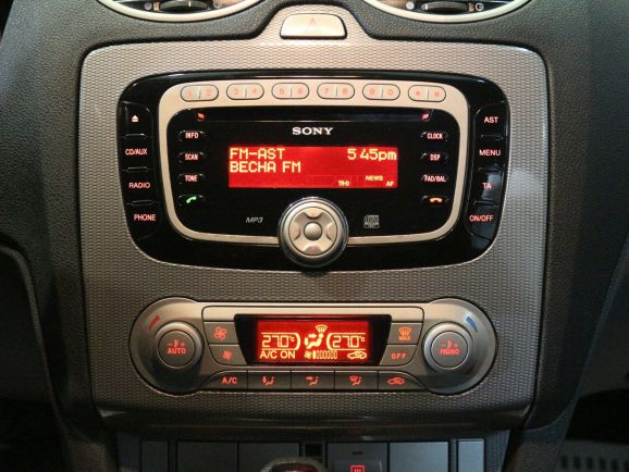 Ford Focus Titanium, 1.6 л, АТ, 2008 фото 9