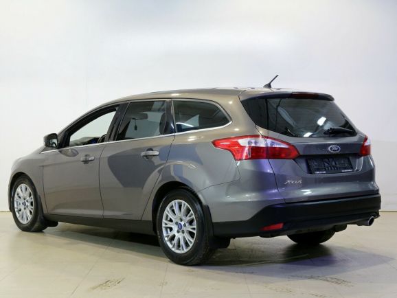 Ford Focus Titanium, 2.0 л, Робот, 2014 фото 5