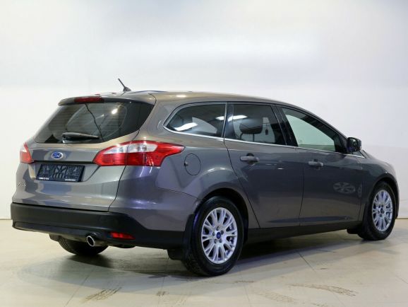 Ford Focus Titanium, 2.0 л, Робот, 2014 фото 6