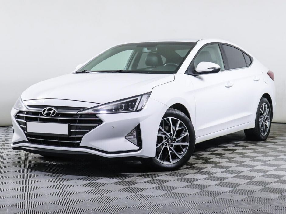 Hyundai Elantra, 2.0 л, АТ, 2019 фото 3