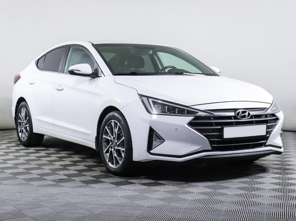 Hyundai Elantra, 2.0 л, АТ, 2019 фото 5