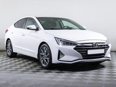 Hyundai Elantra, 2.0 л, АКПП, 2019 фото 5