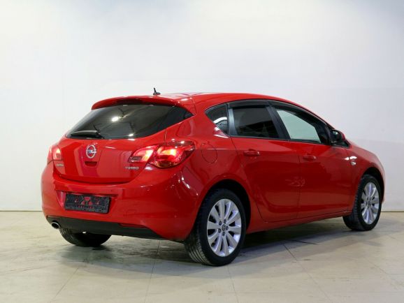 Opel Astra Cosmo, 1.4 л, АТ, 2011 фото 4