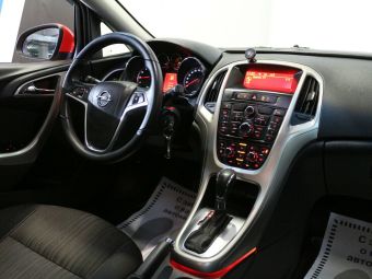 Opel Astra Cosmo, 1.4 л, АКПП, 2011 фото 9