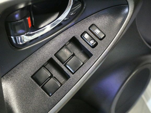 Toyota RAV4, 2.0 л, Вариатор, 2011 фото 17