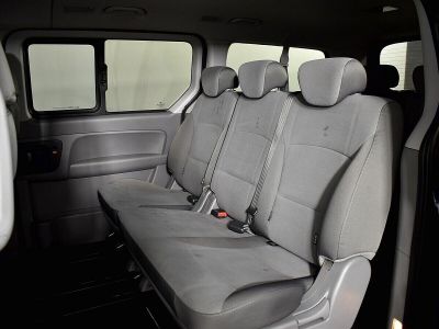 Hyundai H-1, 2.5 л, АКПП, 2016 фото 2