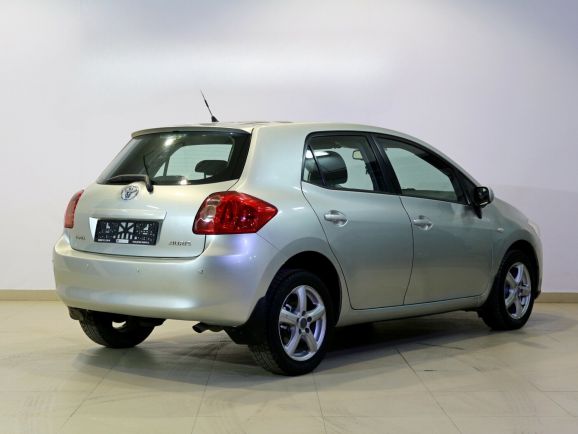 Toyota Auris, 1.6 л, Робот, 2008 фото 4