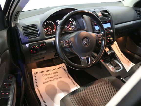 Volkswagen Jetta, 1.6 л, Робот, 2010 фото 7