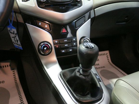 Chevrolet Cruze, 1.8 л, МТ, 2011 фото 10