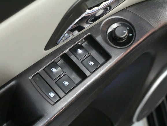 Chevrolet Cruze, 1.8 л, МТ, 2011 фото 2