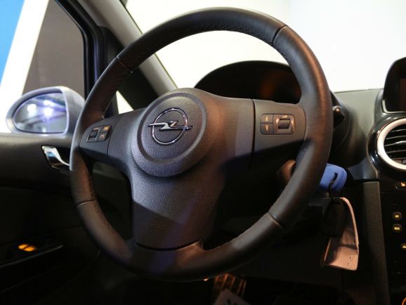 Opel Corsa, 1.4 л, АТ, 2009 фото 1