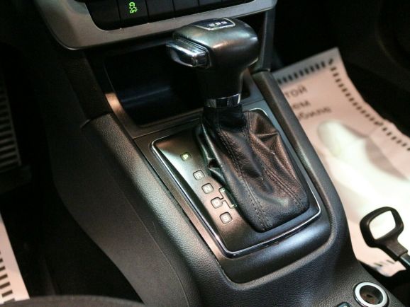 Skoda Yeti, 1.2 л, Робот, 2012 фото 9