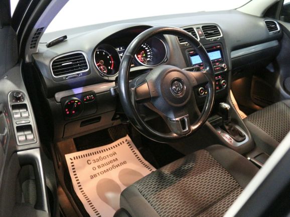 Volkswagen Golf, 1.6 л, Робот, 2011 фото 8