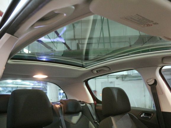 Peugeot 308, 1.6 л, АТ, 2010 фото 1