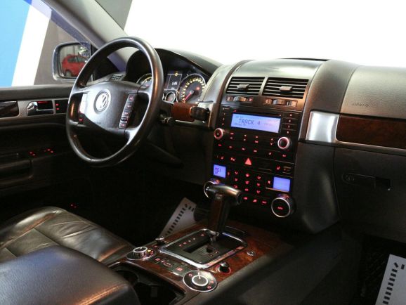 Volkswagen Touareg, 4.2 л, АТ, 2004 фото 7