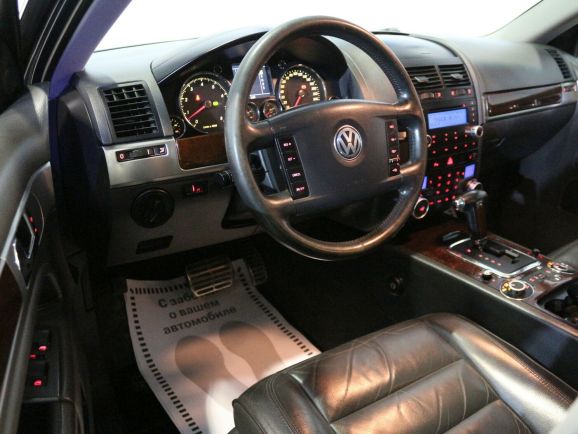 Volkswagen Touareg, 4.2 л, АТ, 2004 фото 10