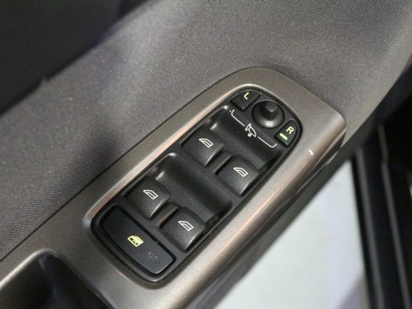 Volvo S40, 2.0 л, Робот, 2012 фото 2