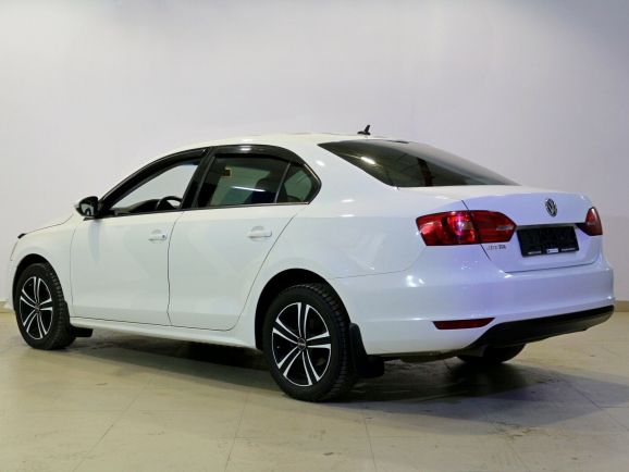 Volkswagen Jetta, 1.6 л, МТ, 2011 фото 6