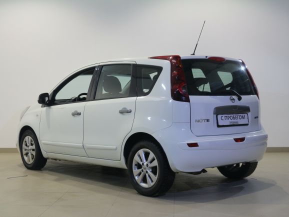 Nissan Note Luxury, 1.6 л, МТ, 2013 фото 5
