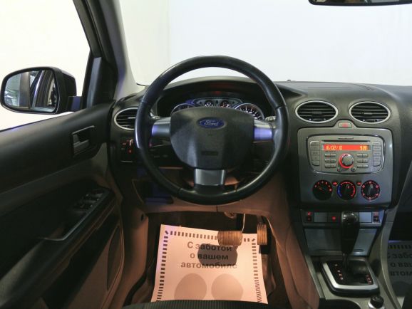 Ford Focus, 2.0 л, АТ, 2010 фото 7