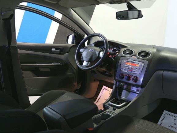Ford Focus, 2.0 л, АТ, 2010 фото 9