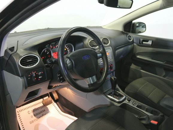 Ford Focus, 2.0 л, АТ, 2010 фото 2