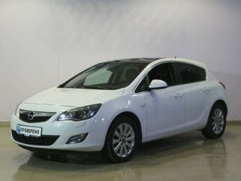 Opel Astra, 1.6 л, АКПП, 2011 фото 3