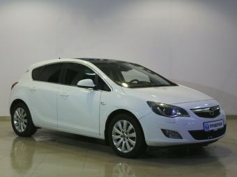 Opel Astra, 1.6 л, АКПП, 2011 фото 4