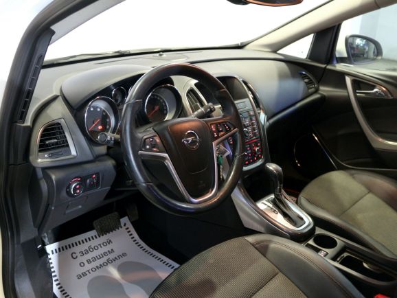 Opel Astra, 1.6 л, АТ, 2011 фото 2