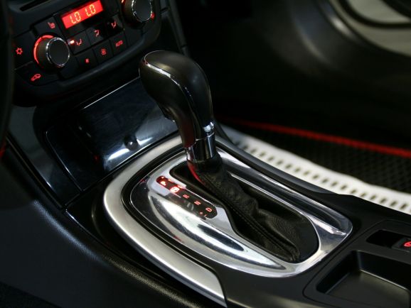 Opel Insignia, 2.0 л, АТ, 2012 фото 1