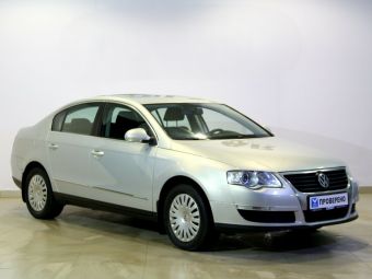 Volkswagen Passat, 1.8 л, РКПП, 2009 фото 4