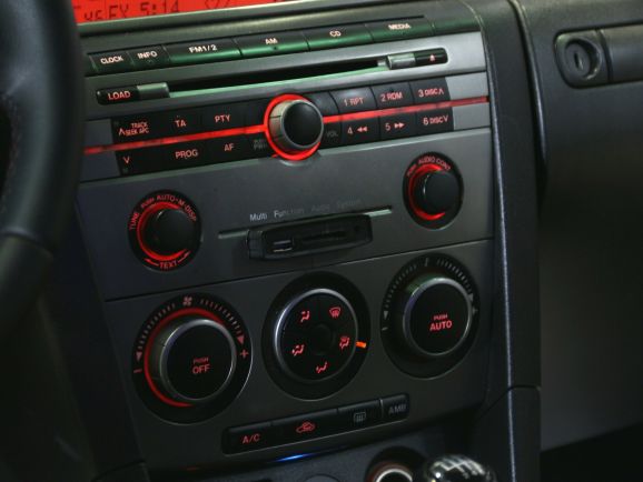 Mazda 3, 2.0 л, МТ, 2008 фото 2