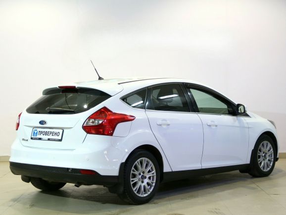 Ford Focus, 1.6 л, Робот, 2015 фото 6