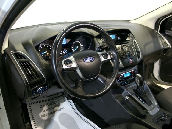 Ford Focus, 1.6 л, Робот, 2015 фото 9