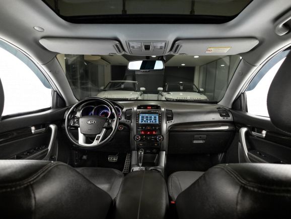 Kia Sorento, АТ, 2011 фото 11