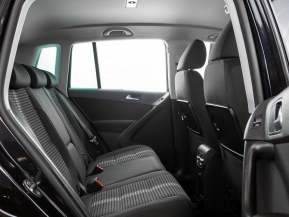 Volkswagen Tiguan, АТ, 2011 фото 8