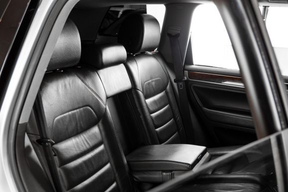 Volkswagen Touareg, АТ, 2008 фото 10