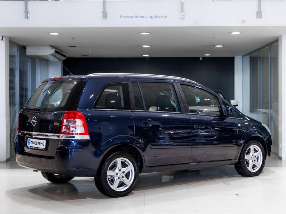 Opel Zafira, Робот, 2011 фото 4