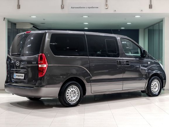 Hyundai H-1, АТ, 2012 фото 4