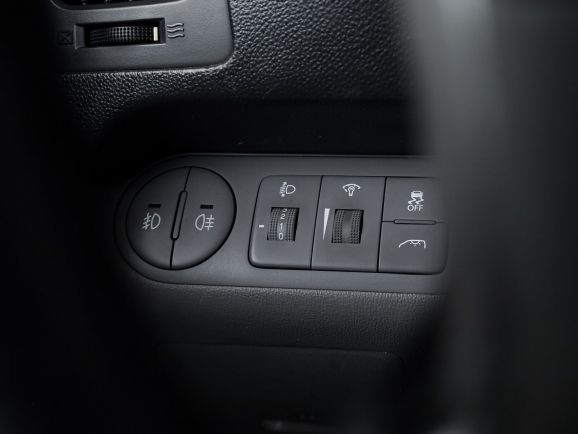 Hyundai H-1, АТ, 2012 фото 9