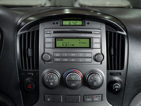 Hyundai H-1, АТ, 2012 фото 13