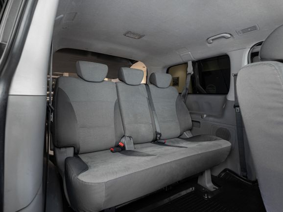 Hyundai H-1, АТ, 2012 фото 17