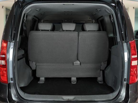 Hyundai H-1, АТ, 2012 фото 1