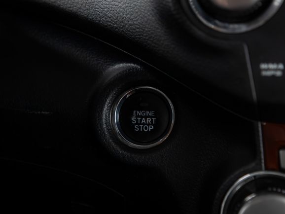 Toyota Highlander, АТ, 2011 фото 17