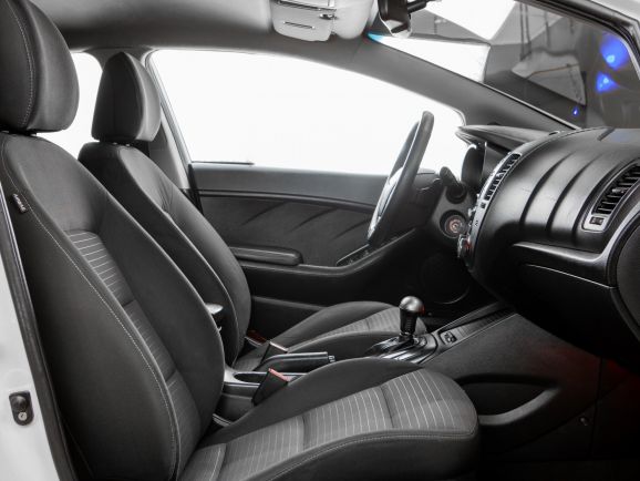 Kia Cerato, АТ, 2016 фото 16