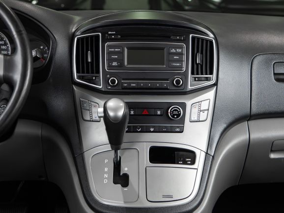 Hyundai H-1, АТ, 2015 фото 10