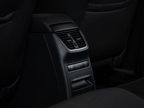 Skoda Octavia, Робот, 2013 фото 9